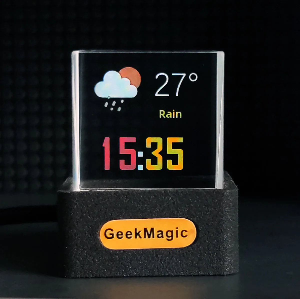 Crystal Holographic Display Cube